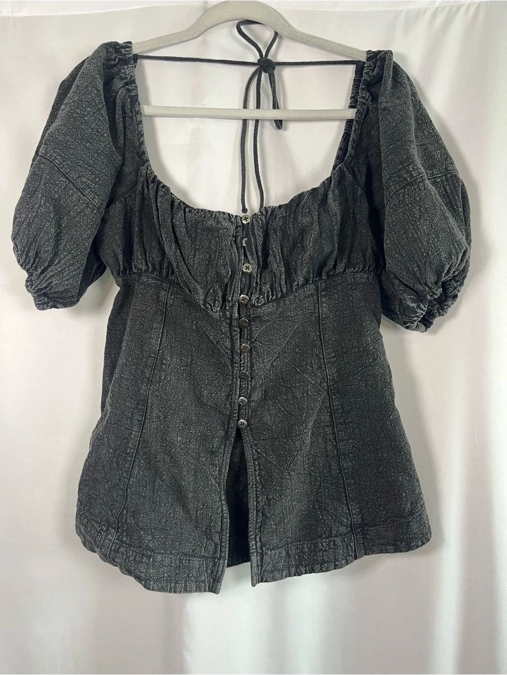 Free people wink my way cotton puff sleeve black acid wash top size small